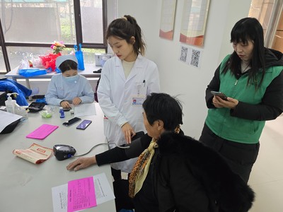 金水區未來路街道 健康服務進社區，居民健康有“醫”靠